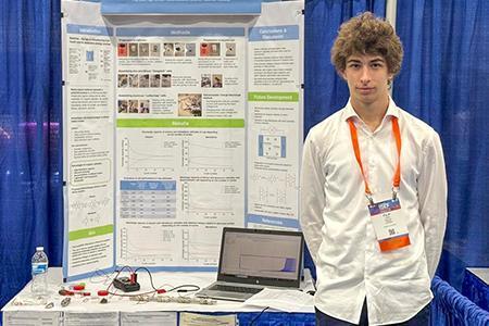 Filip Zver na svetovnem tekmovanju mladih raziskovalcev ISEF