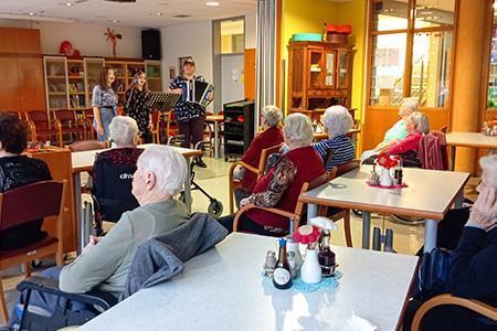 Nastop glasbene skupine v DSO Ljutomer