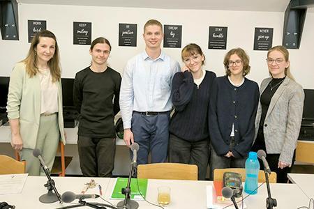 Radijska oddaja Prvi na maturi