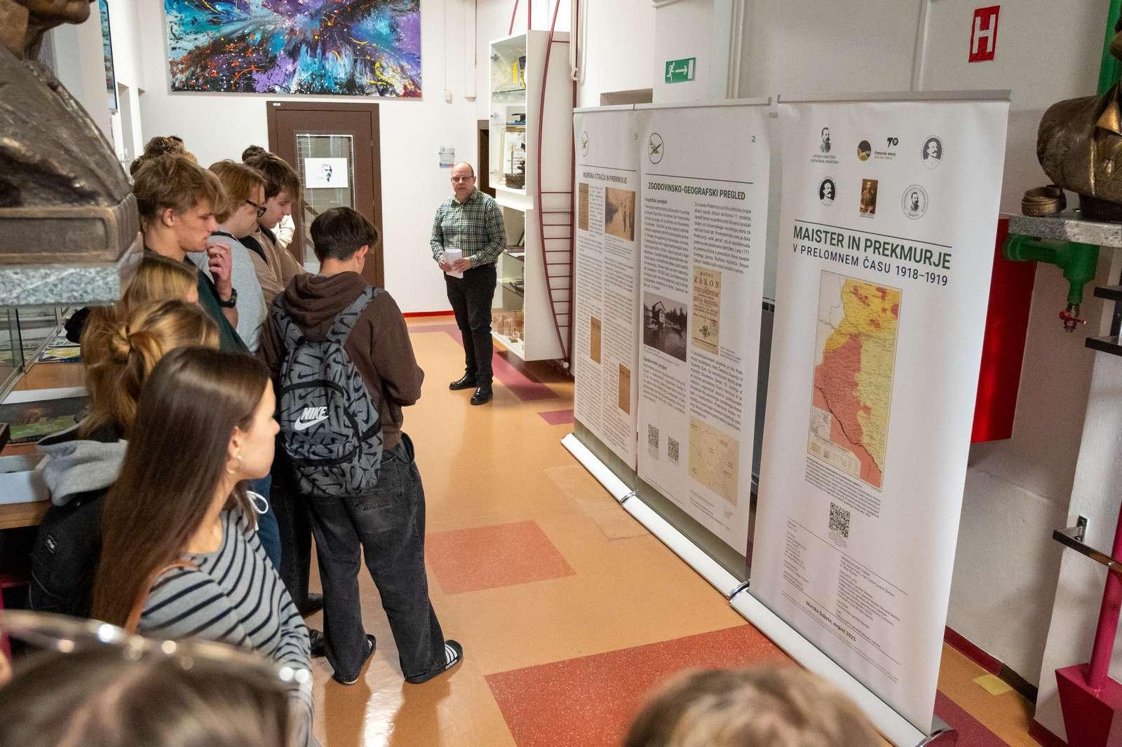 Otvoritev tematske razstave o združitvi Prekmurja