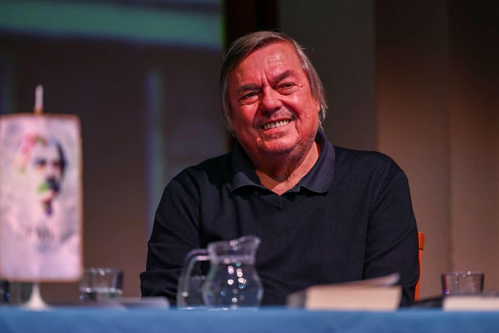 Srečanje in pogovor s pisateljem Dragom Jančarjem